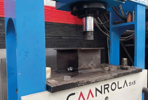 Prensa Hidráulica de 120 Toneladas